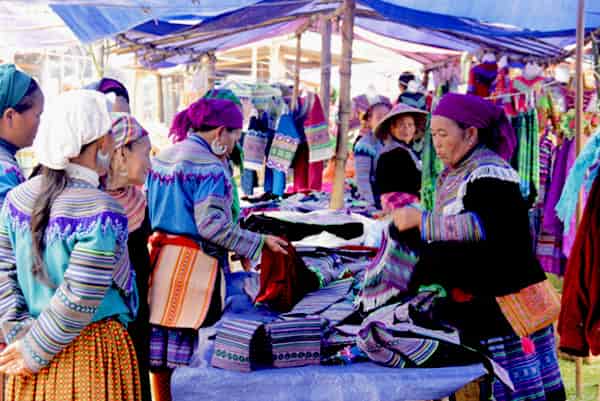  - Day 2: Lao Cai, Bac Ha Market, Ban Lien, Nam An - Trekking Bac Ha - North Vietnam - Bac Ha market