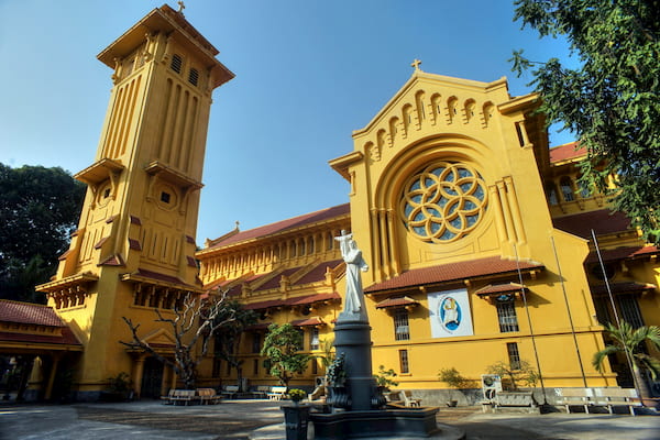 Voyage Vietnam - Quartier français de Hanoi - Église Cua Bac