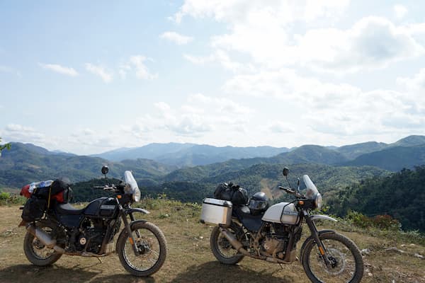 Roadtrip môt Vietnam - Les Royal Enfield