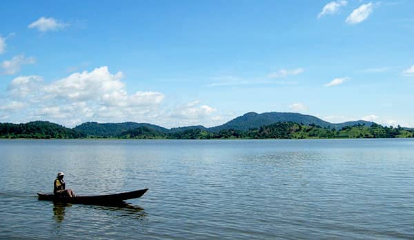 Highland Tay Nguyen - Central Vietnam - Lake