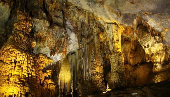 Moc Chau - Northern Vietnam - Cave