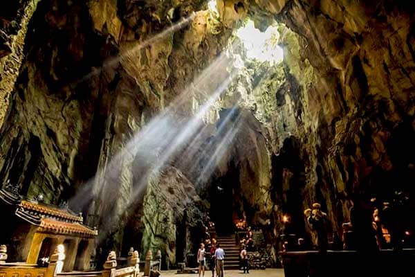 Voyage Montagnes de Marbre - Centre du Vietnam - Grottes