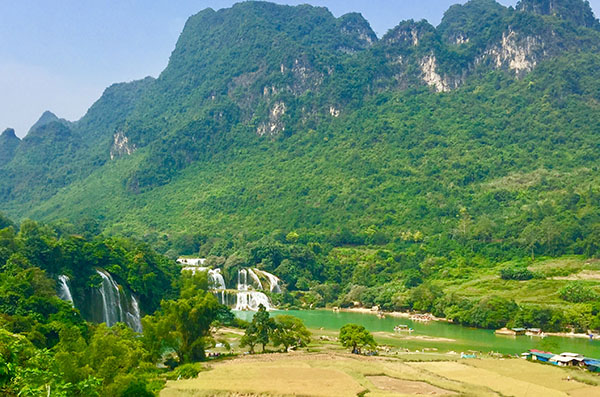 Day 3 Quang Uyen, Chutes de Ban Gioc, Ba Be : 230 km