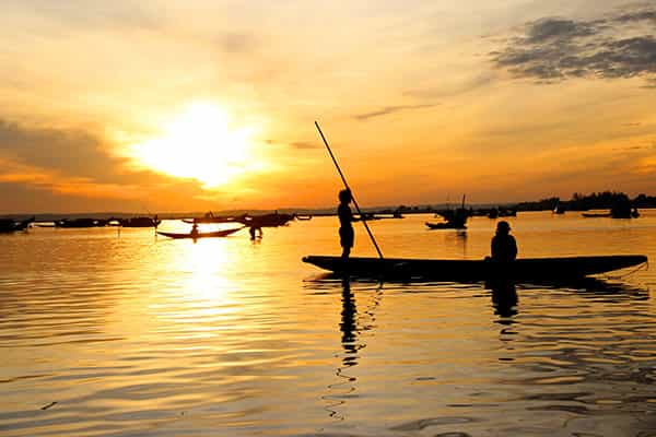Cross Vietnam: From the mountains of the North to the Mekong Delta